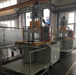 PT-1200D 单滑板立式注塑机